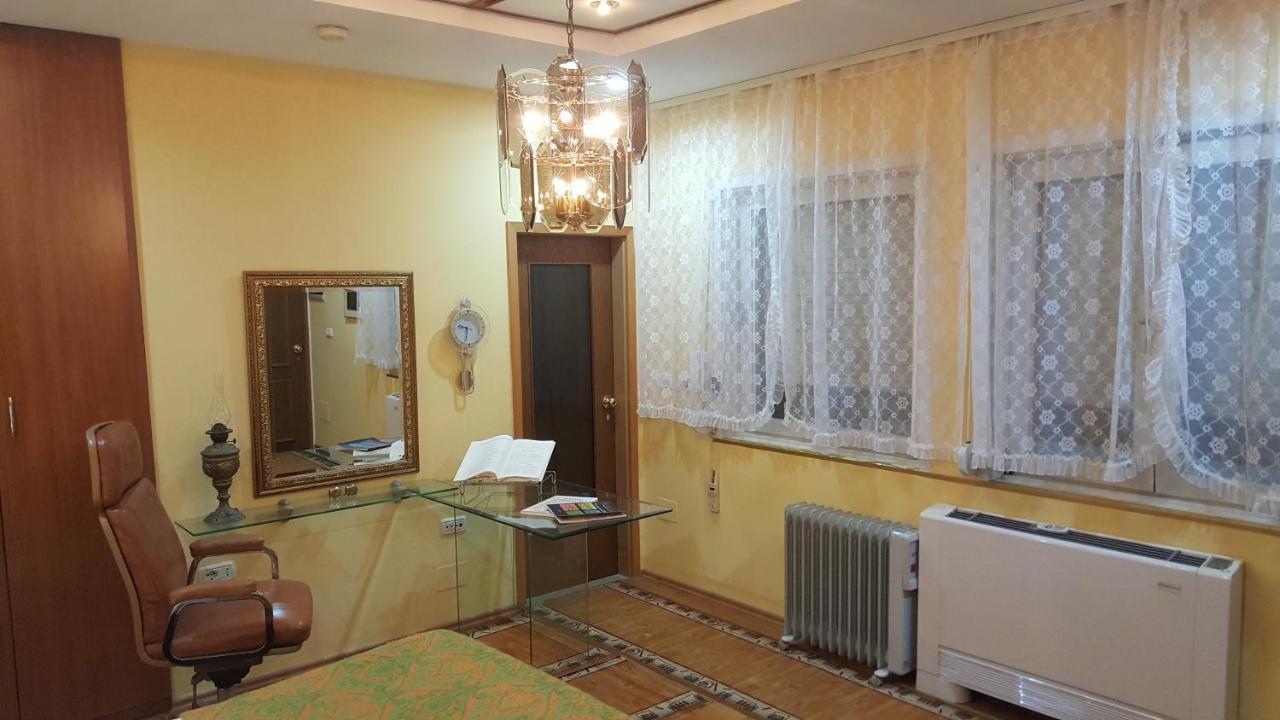 The Blacksmith'S Guesthouse Shkodër Eksteriør billede